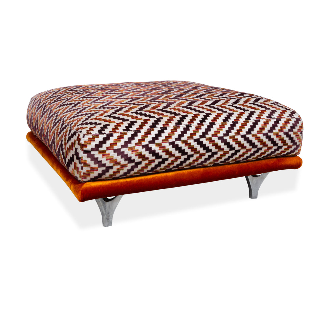 Bretz Napali Stoff Hocker Braun Creme