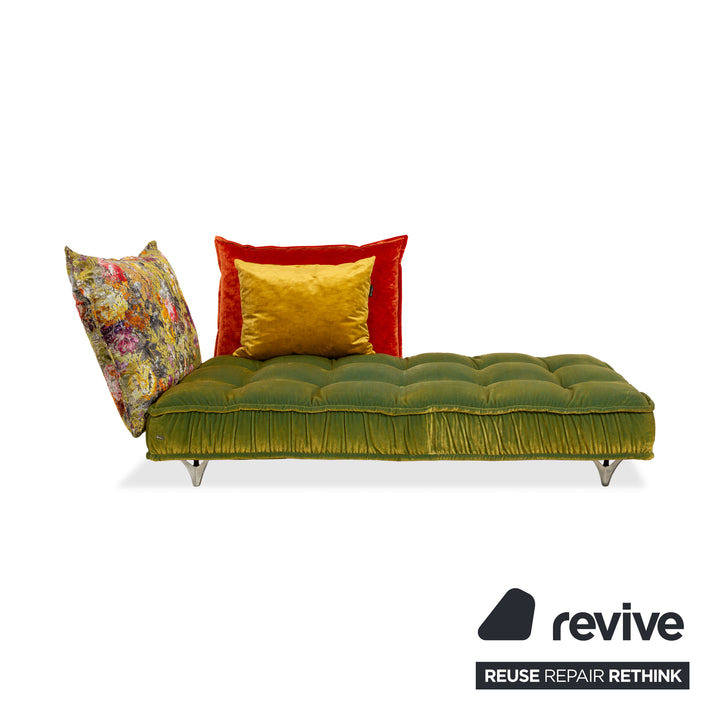 Bretz Ohlinda Stoff Liege Grün midsummer oliv bunt Blumenmuster Muster Samt Daybed