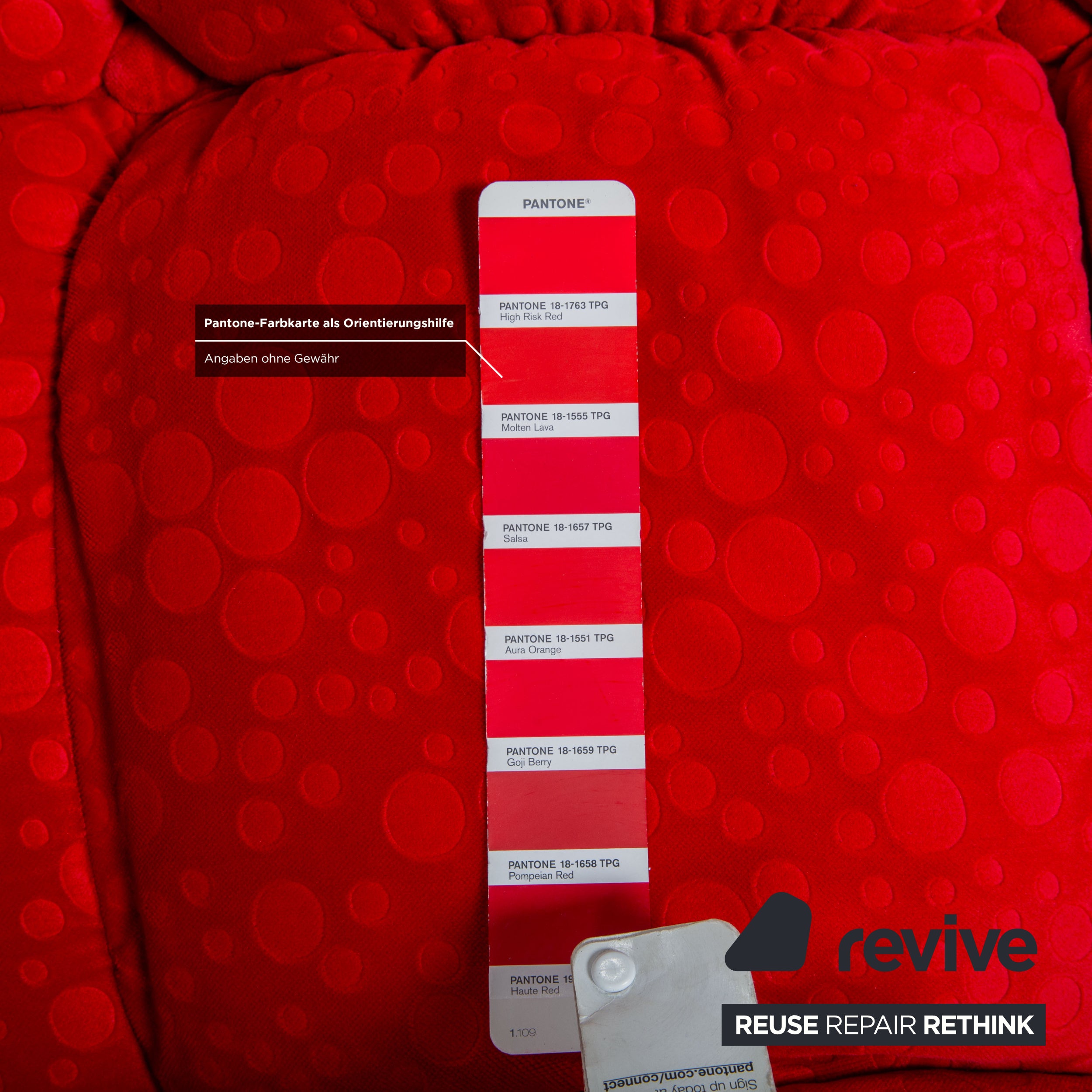 Bretz Stoff Liege Rot Sofa Couch