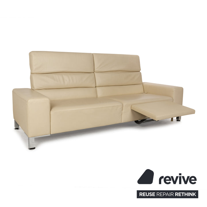 Canapé trois places en cuir Brühl Alba beige crème à fonction manuelle