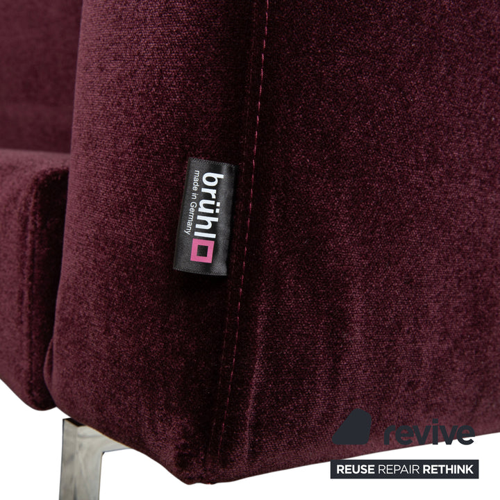 Brühl Embrace Dreisitzer Sofa Velours Samt Chrom Violett Aubergine Lila manuelle Funktion Couch Stoff