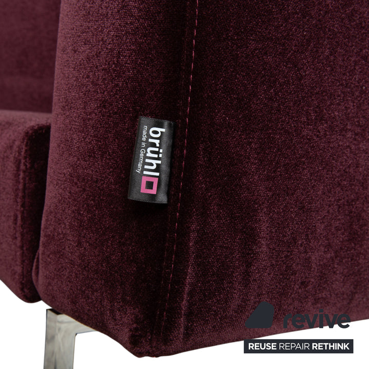 Brühl Embrace Garnitur Dreisitzer Sessel Hocker Sofa Velours Samt Chrom Violett Aubergine Lila manuelle Funktion Couch Stoff