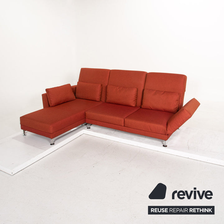 Canapé d'angle en tissu Brühl Moule rouge terre cuite avec fonction relaxation