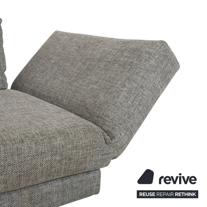 Canapé deux places en tissu gris Brühl Moule, avec fonction couchage.