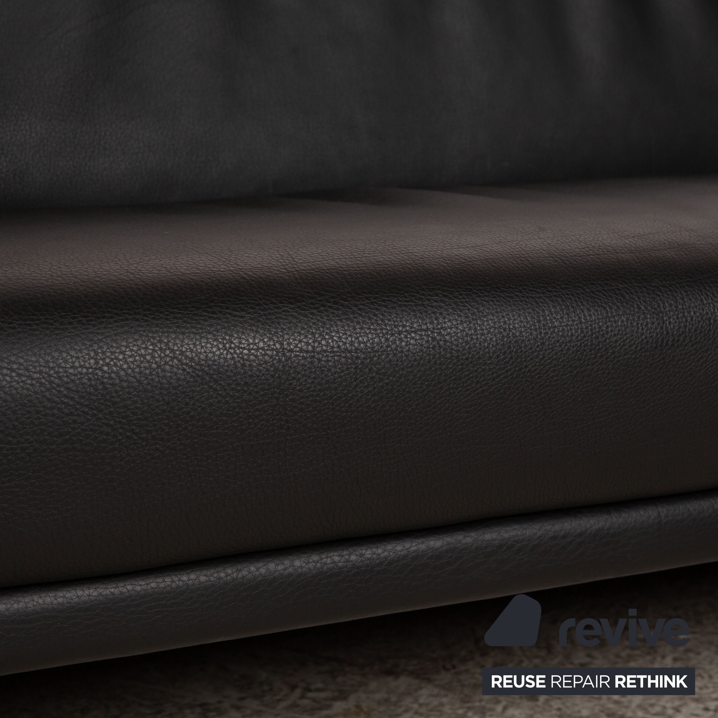 Brühl Visavis leather two-seater black sofa couch