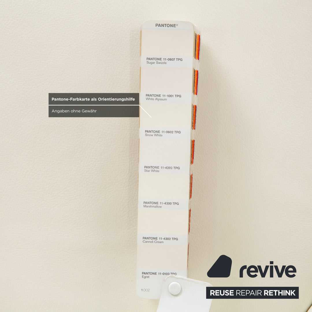 Cassina Auckland Leder Sessel Creme manuelle Funktion inkl. Hocker