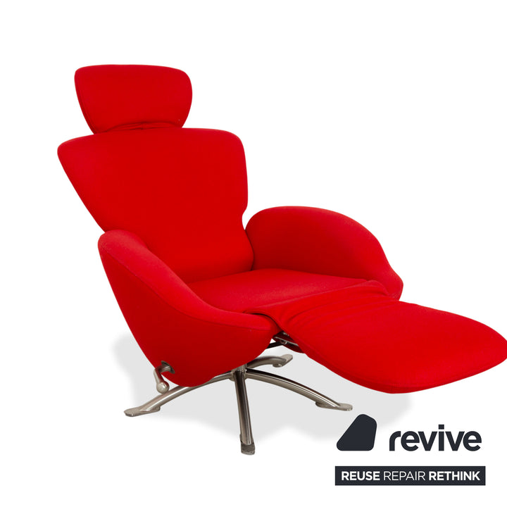 Cassina Dodo fabric armchair red manual function