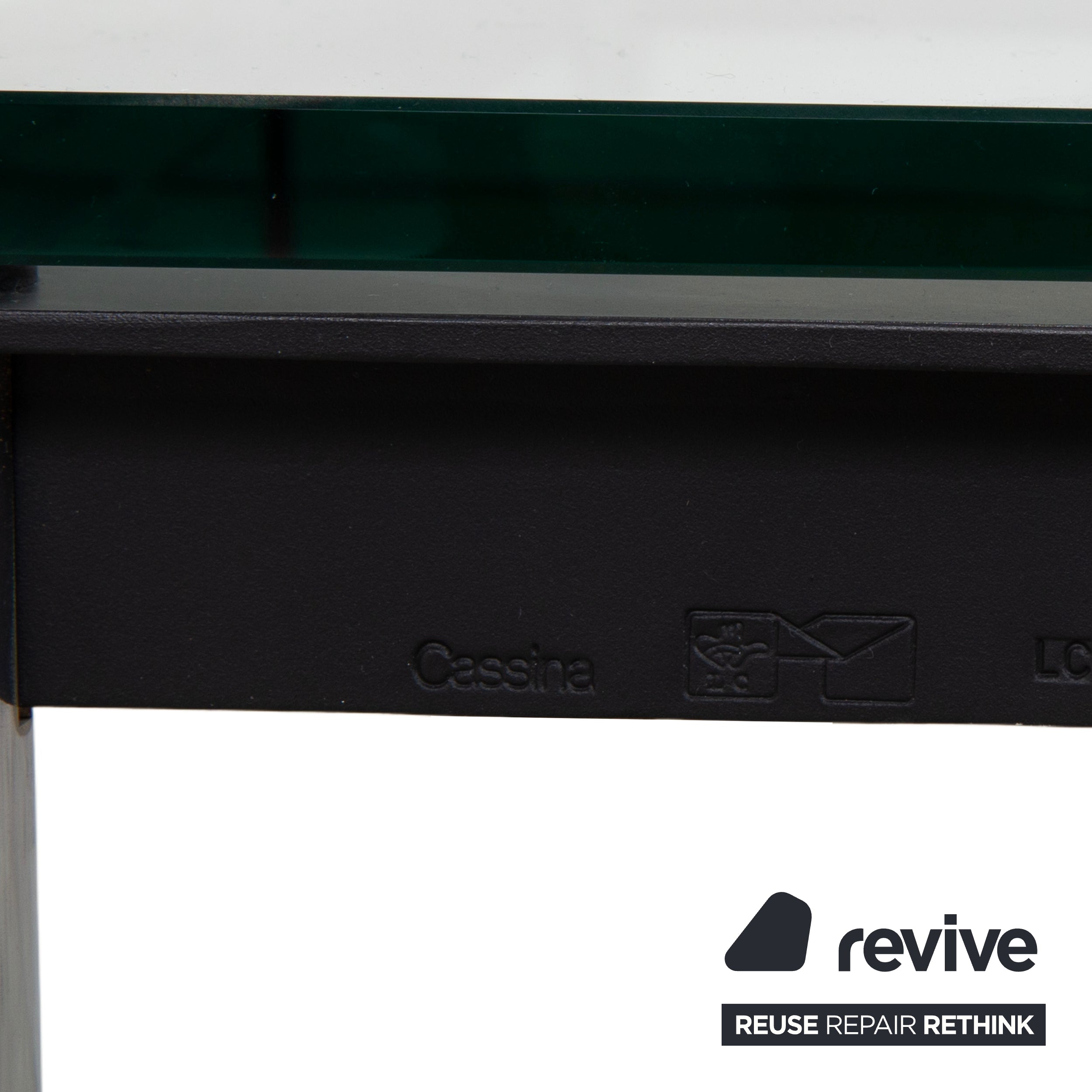 Cassina LC 10-P Glas Chrom Couchtisch Silber Schwarz Bauhaus