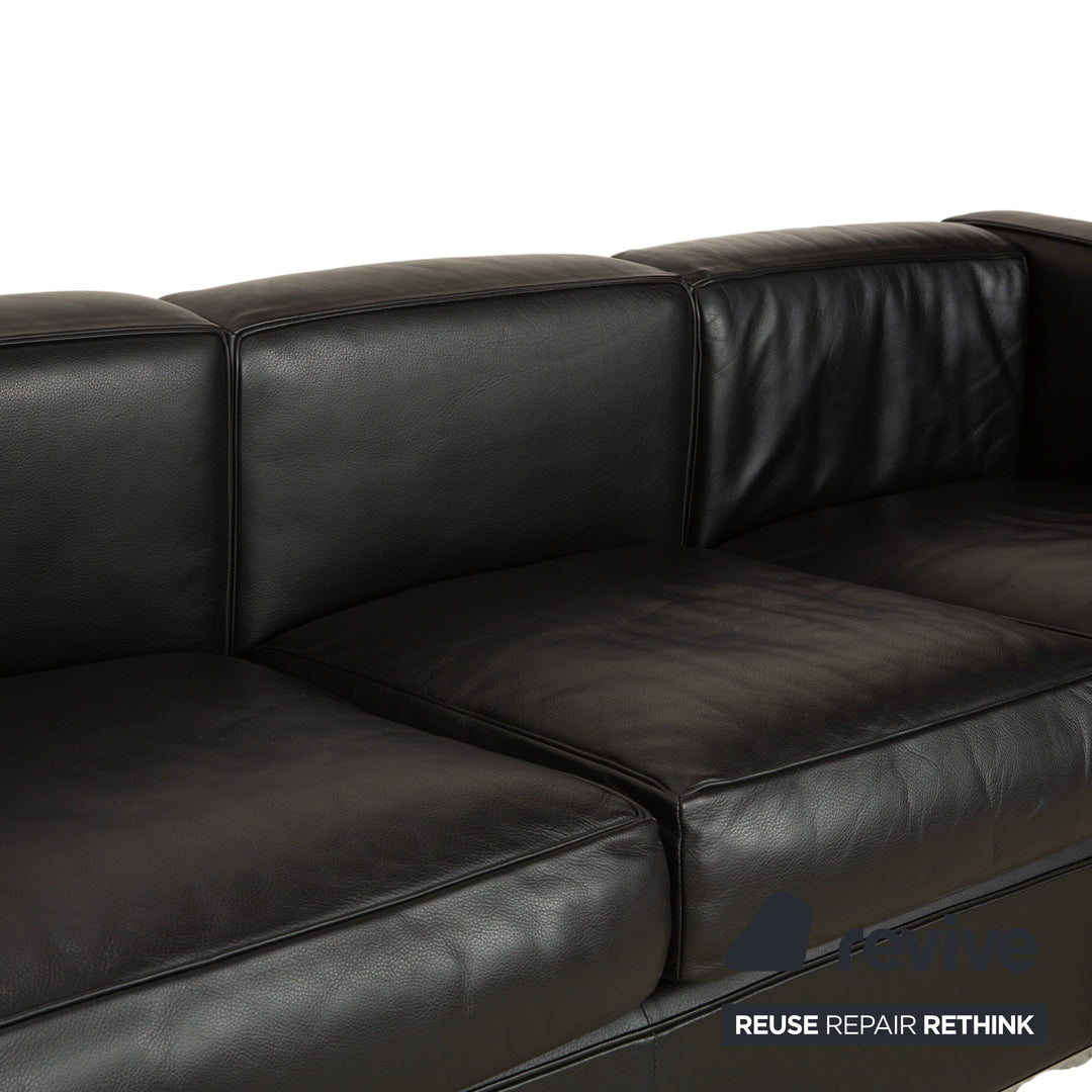 Cassina LC 2 Leder Dreisitzer Schwarz Sofa Le Corbusier