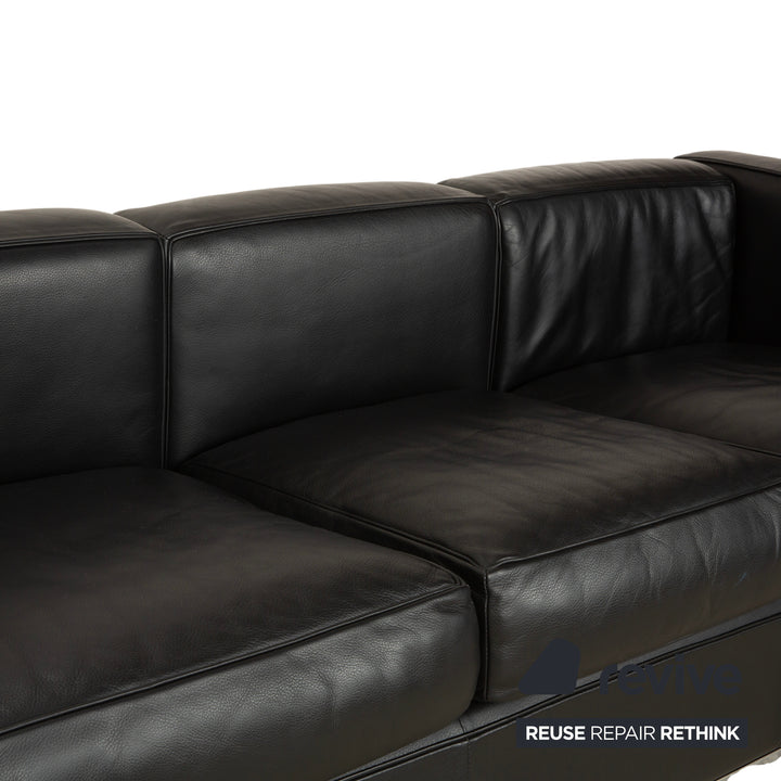 Cassina LC 2 Leder Dreisitzer Schwarz Sofa Le Corbusier