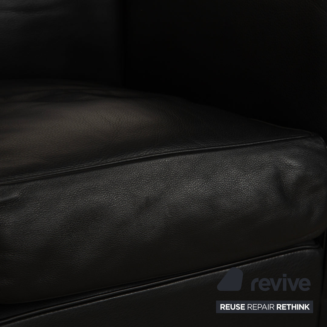 Fauteuil Cassina LC 2 en cuir noir