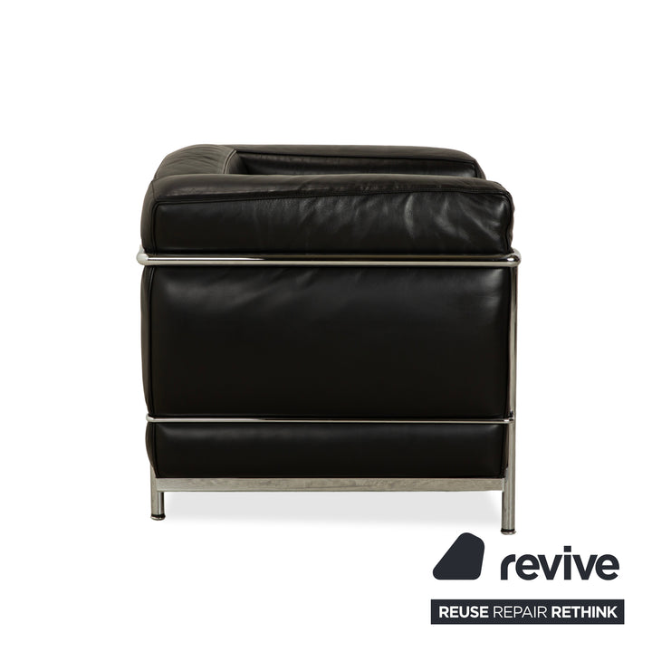 Fauteuil Cassina LC 2 en cuir noir Le Corbusier Chrome