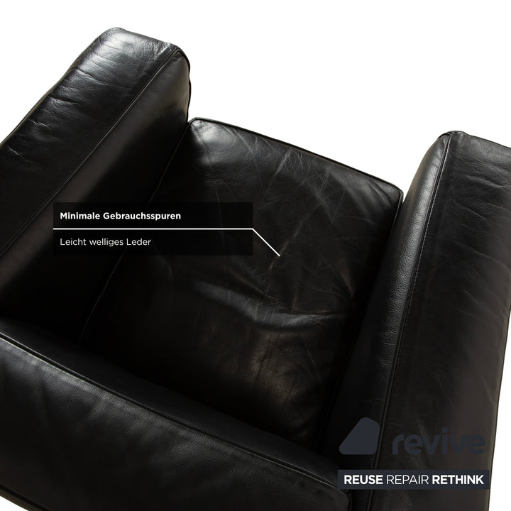 Fauteuil Cassina LC 2 en cuir noir Le Corbusier Chrome