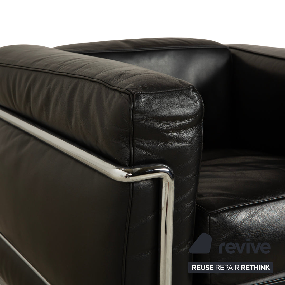 Fauteuil Cassina LC 2 en cuir noir Le Corbusier Chrome