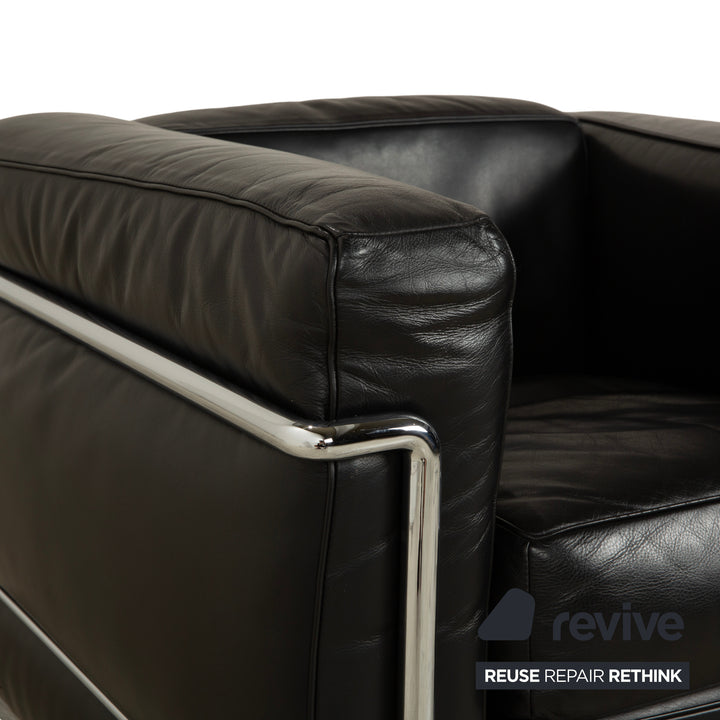 Fauteuil Cassina LC 2 en cuir noir Le Corbusier Chrome