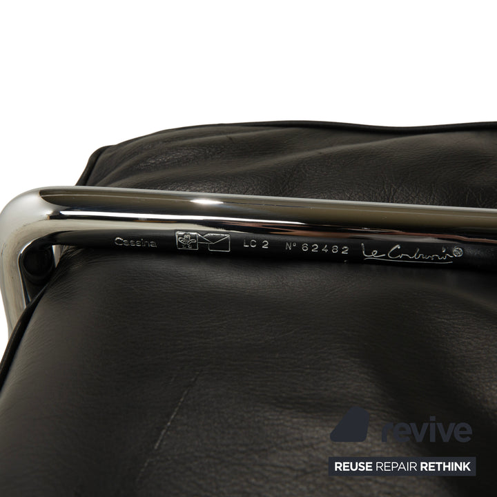 Fauteuil Cassina LC 2 en cuir noir Le Corbusier Chrome
