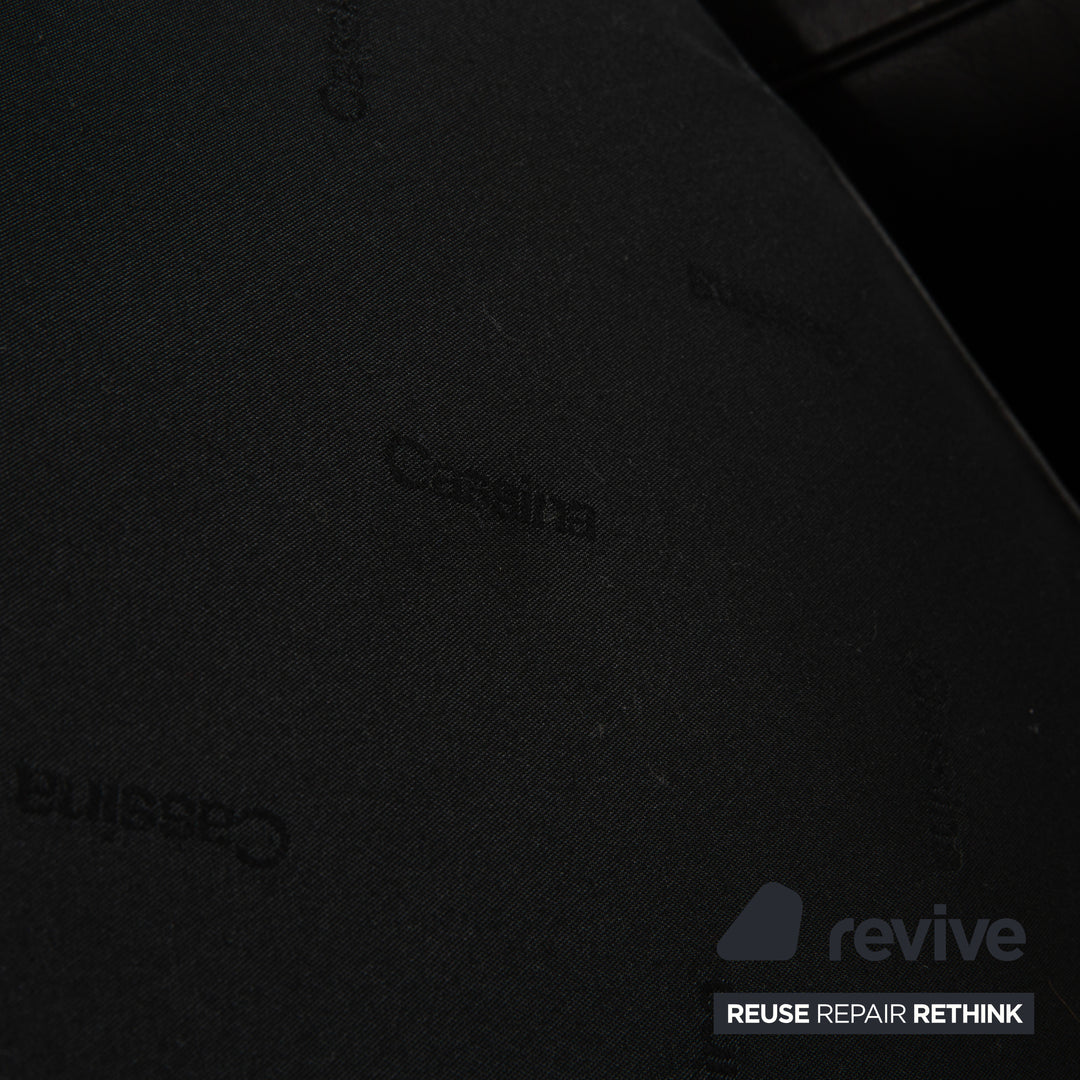 Fauteuil Cassina LC 2 en cuir noir Le Corbusier Chrome