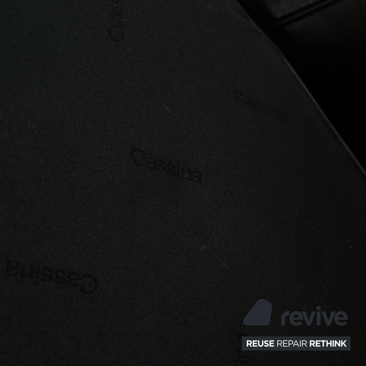 Fauteuil Cassina LC 2 en cuir noir Le Corbusier Chrome