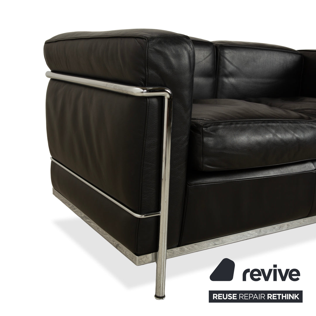 Canapé deux places en cuir noir Cassina LC 2, style Le Corbusier chromé