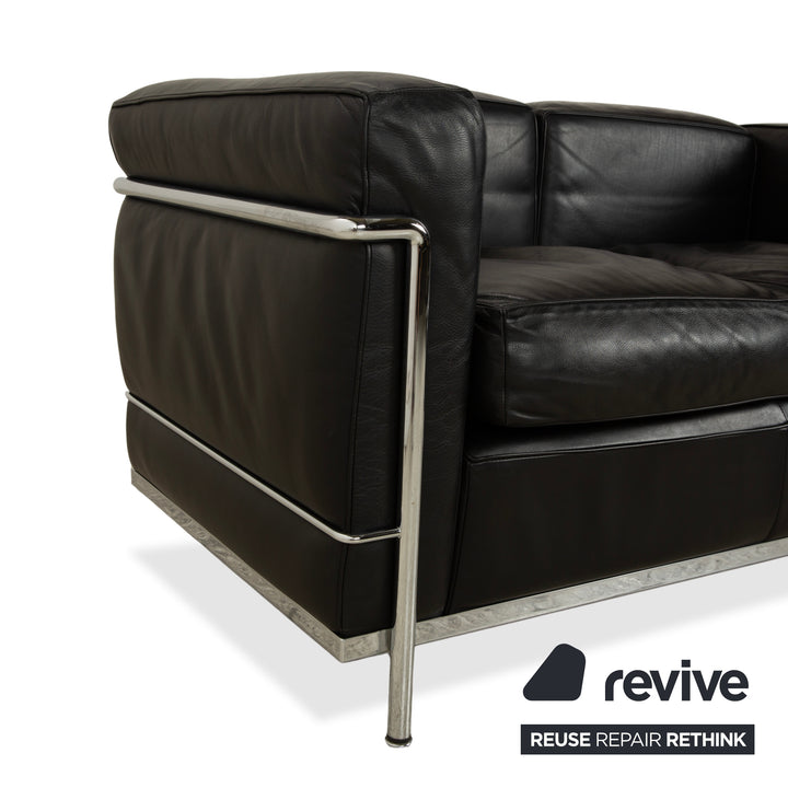 Canapé deux places en cuir noir Cassina LC 2, style Le Corbusier chromé