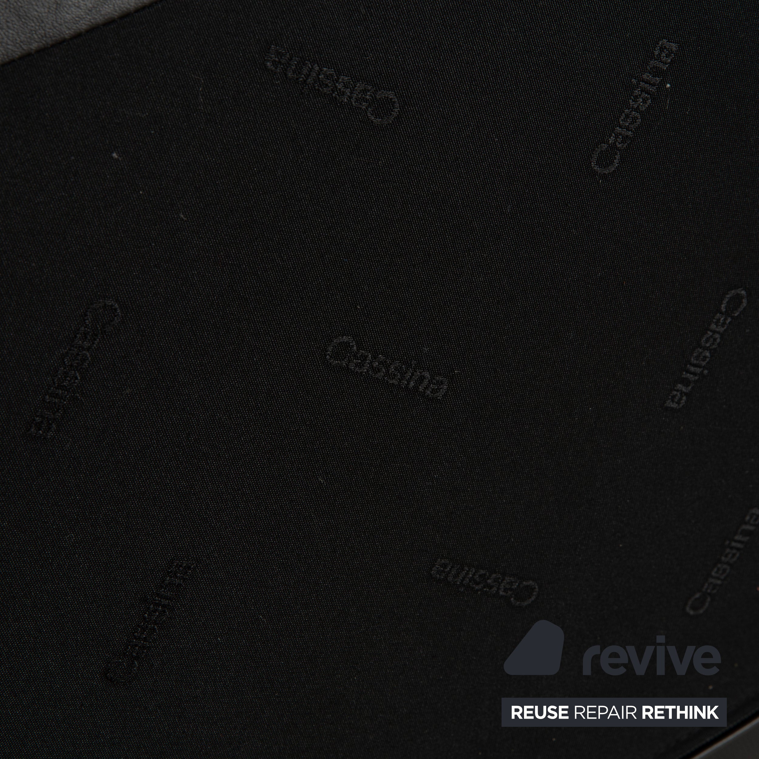 Cassina LC 2 Leather Sofa Black Two-Seater Le Corbusier Chrome