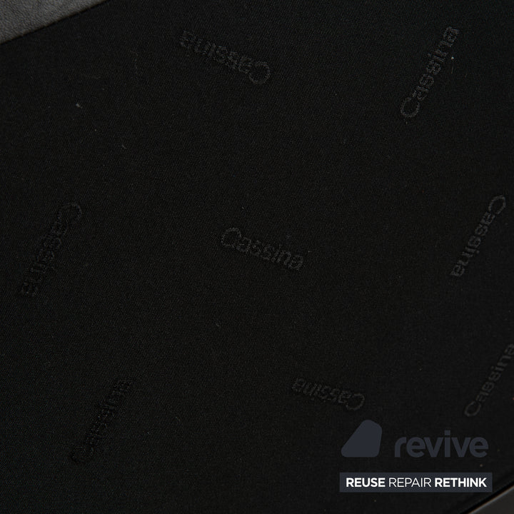 Canapé deux places en cuir noir Cassina LC 2, style Le Corbusier chromé