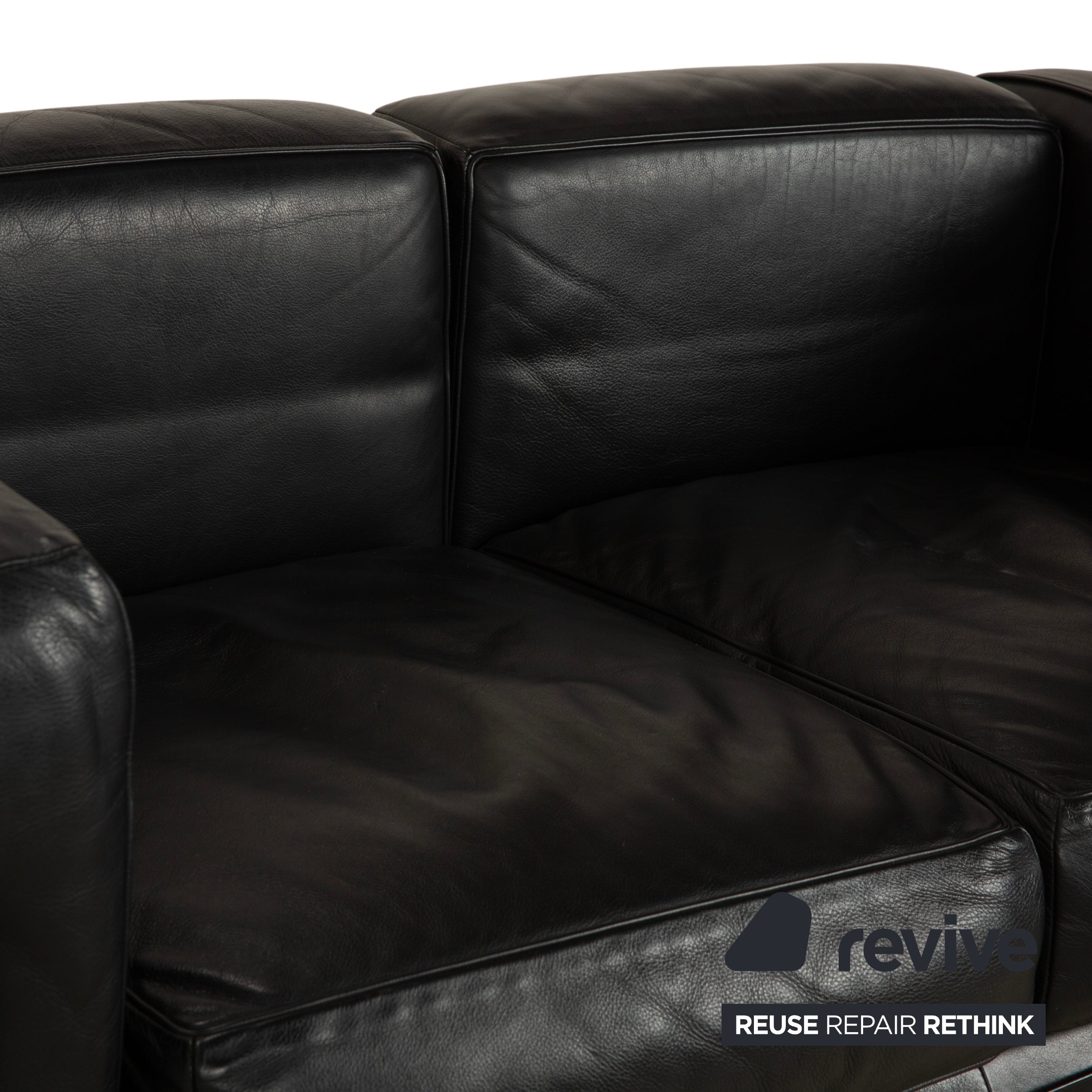 Canapé deux places en cuir noir Cassina LC 2, style Le Corbusier chromé