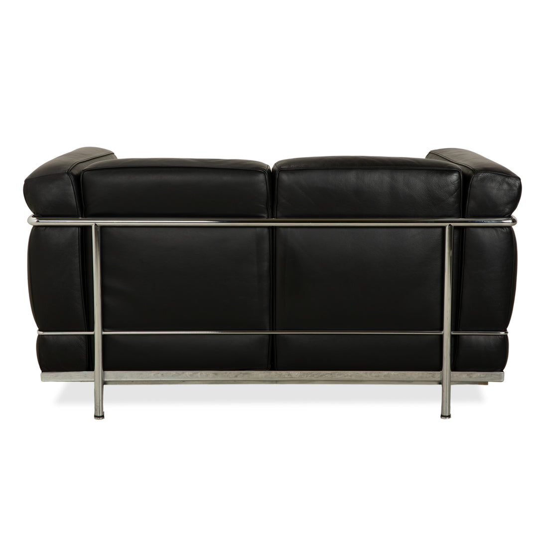 Canapé en cuir noir Cassina LC 2, fauteuil deux places Le Corbusier chromé
