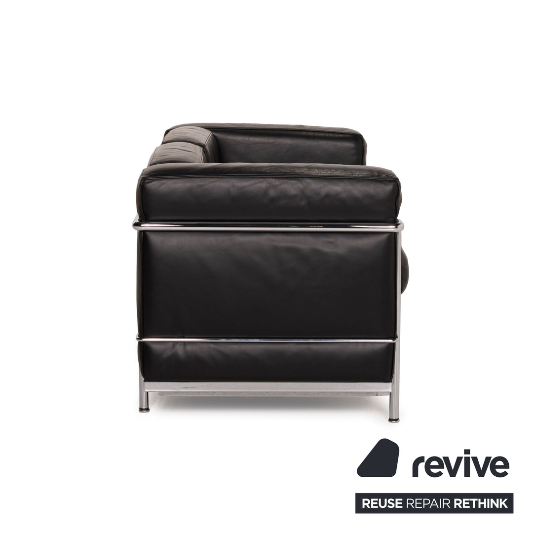 Canapé deux places en cuir noir Cassina LC 2, style Le Corbusier chromé
