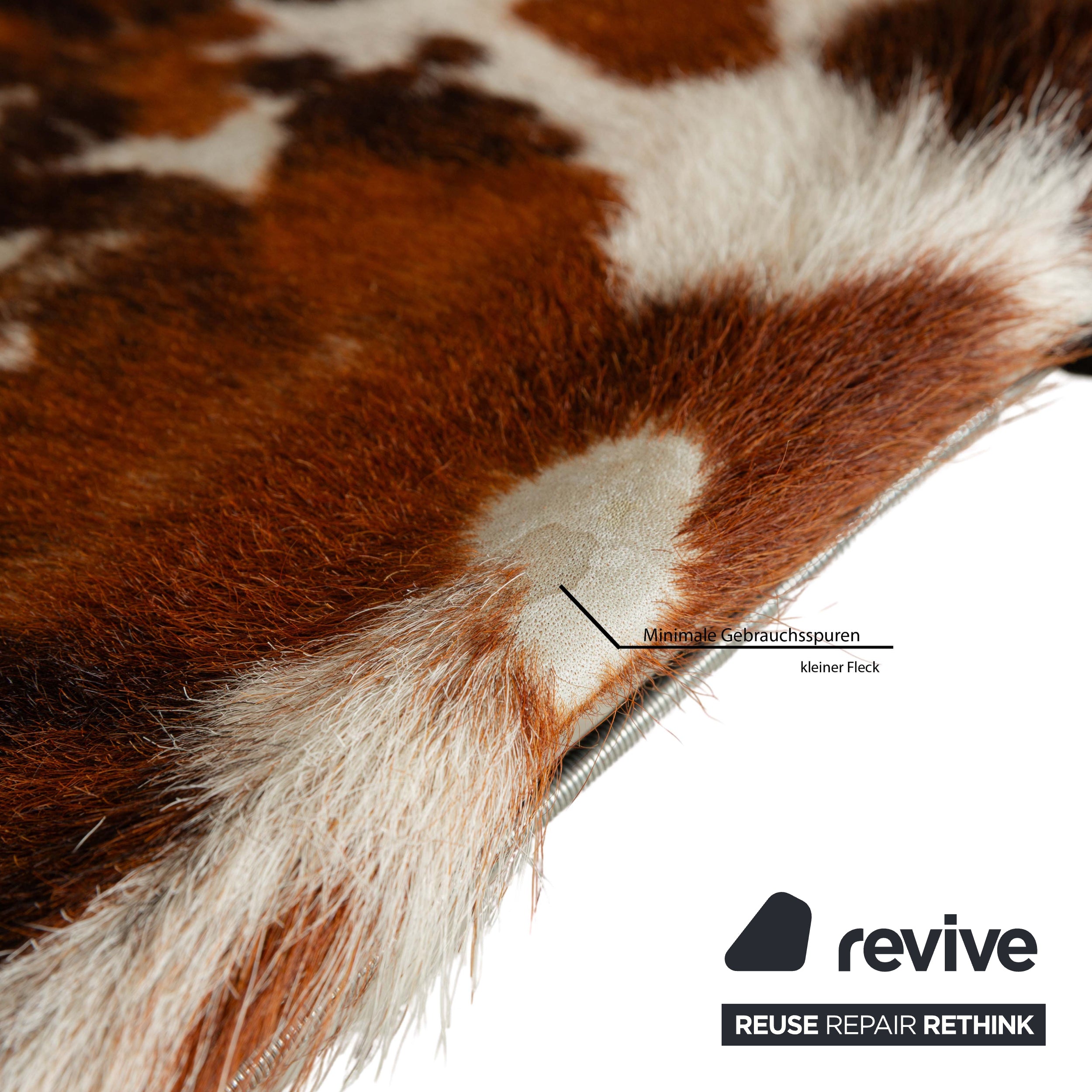 Fauteuil Cassina Le Corbusier LC 1 en fourrure de vache marron Bauhaus