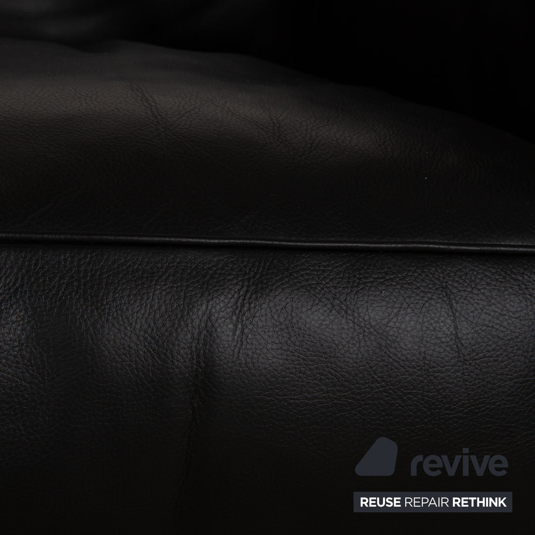 Cassina Le Corbusier LC 2 Leather Armchair Set Black
