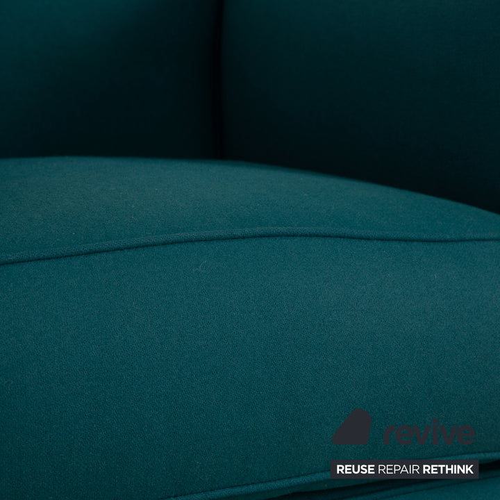 Fauteuil Cassina Le Corbusier LC 2 en tissu bleu pétrole Bauhaus