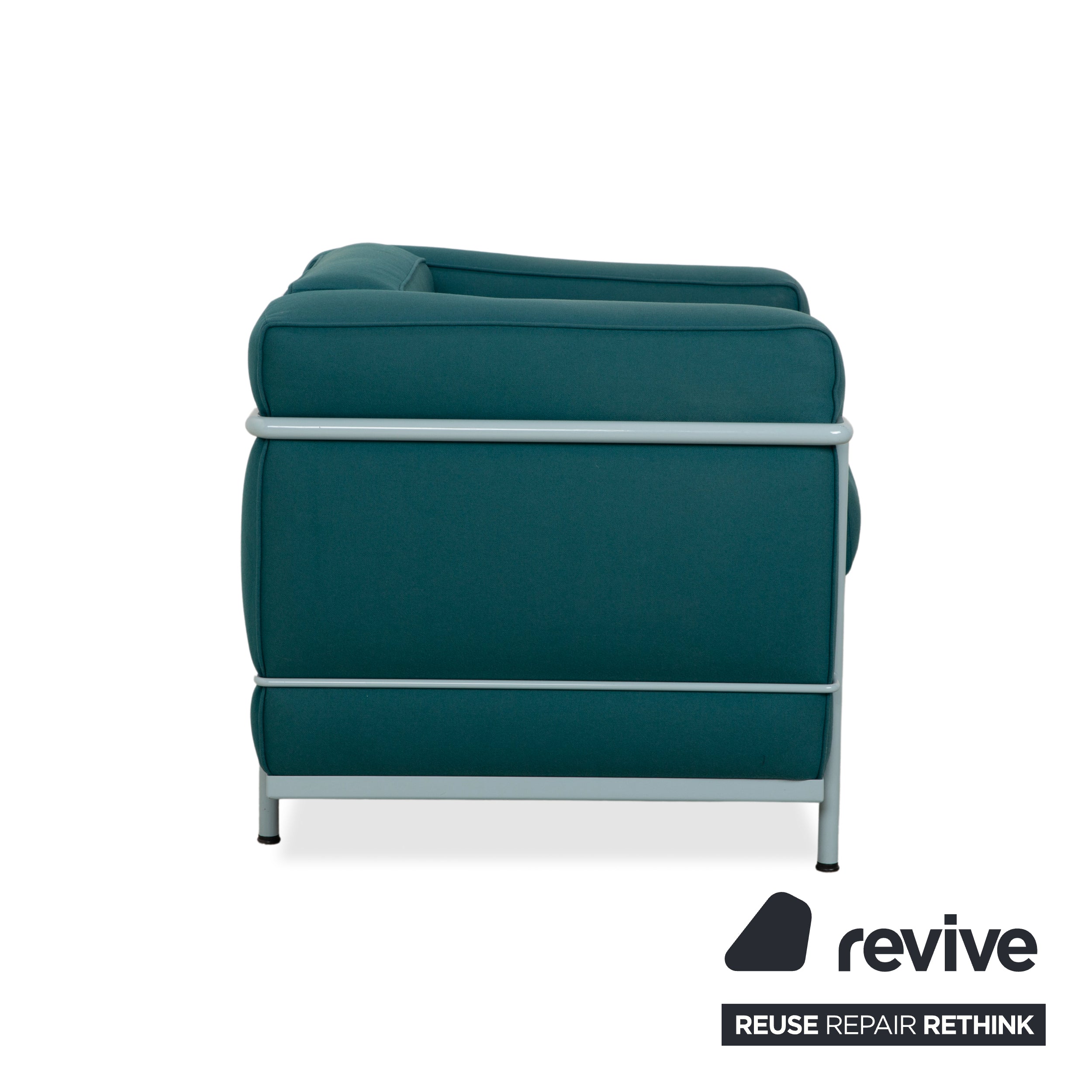 Fauteuil Cassina Le Corbusier LC 2 en tissu bleu pétrole Bauhaus