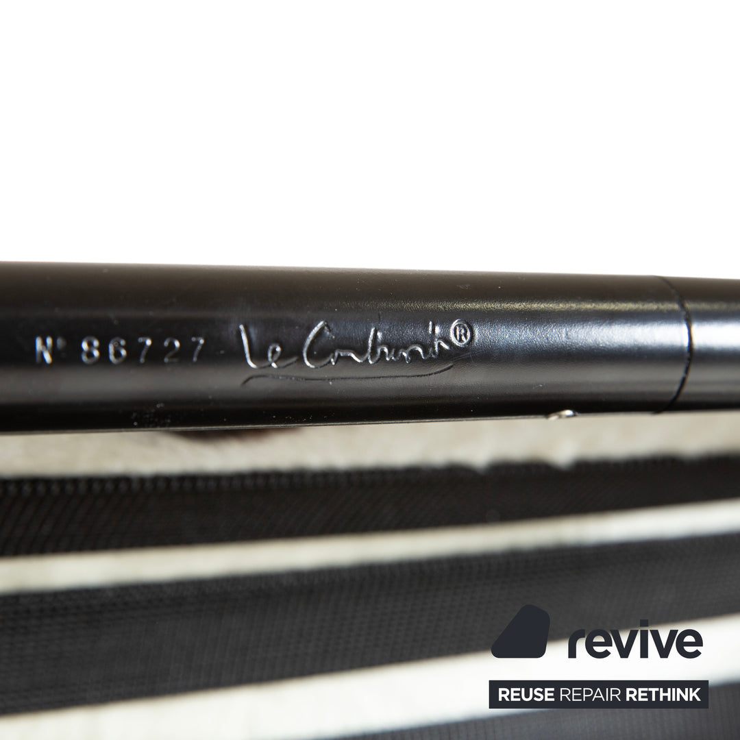 Cassina Le Corbusier LC 4 Fell Kuhfell Liege Braun Weiß Schwarz Bauhaus