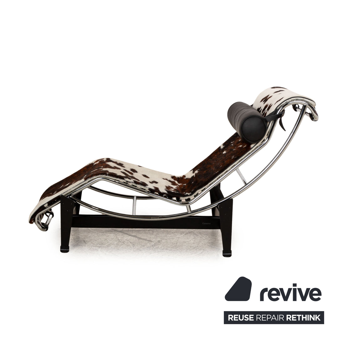 Cassina Le Corbusier LC 4 Fur Lounger Cowhide Brown White Black