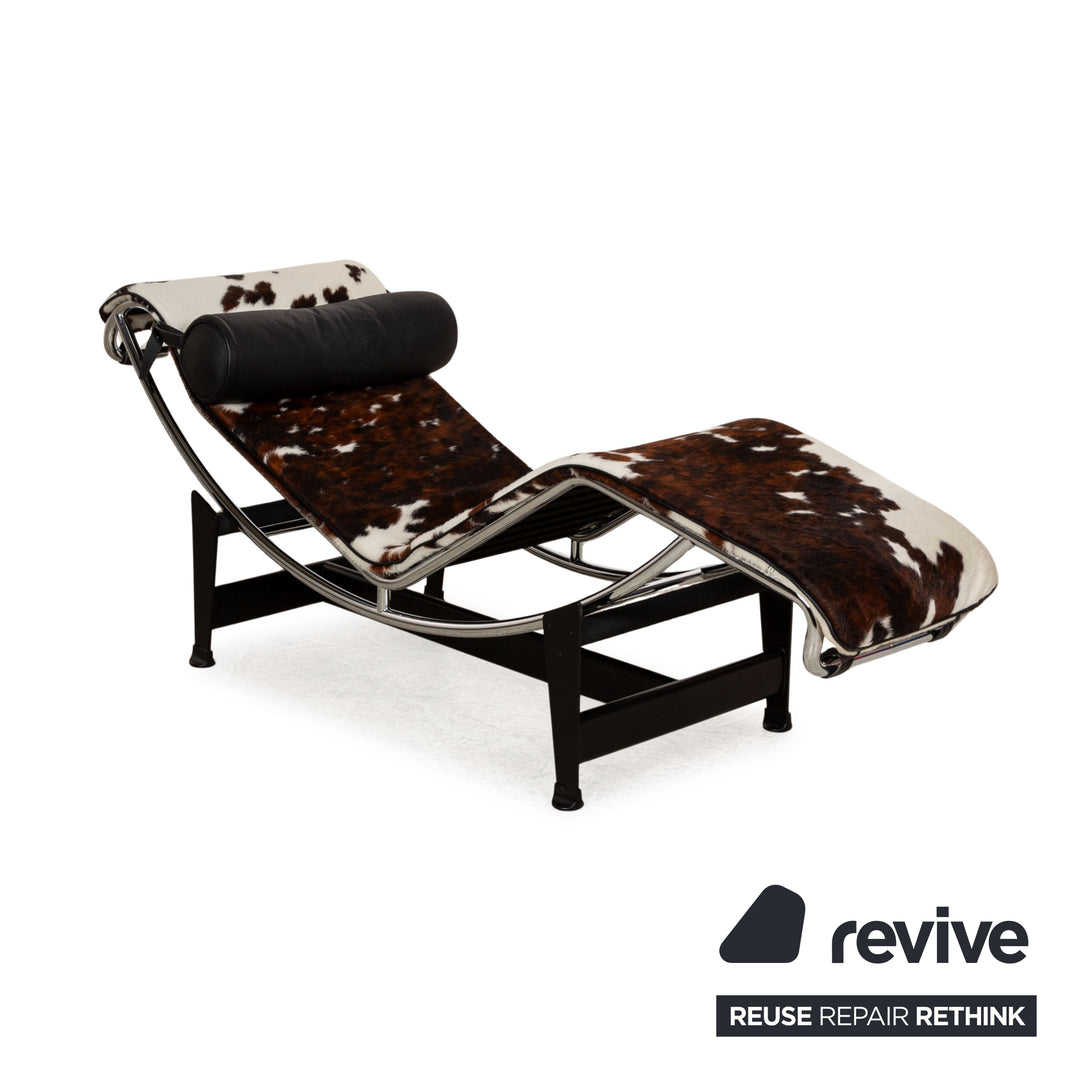 Cassina Le Corbusier LC 4 Fur Lounger Cowhide Brown White Black