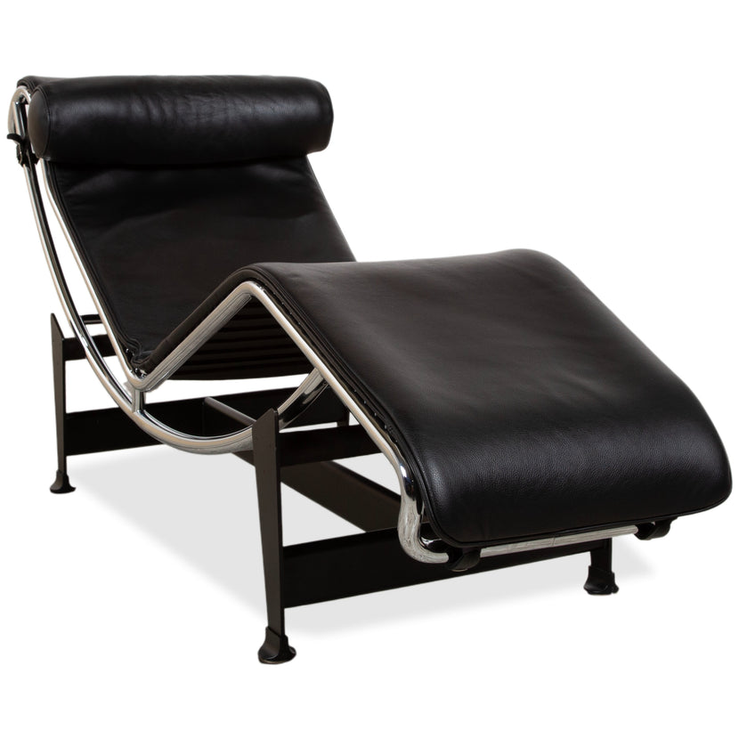 Cassina Le Corbusier LC 4 Leder Chrom Liege Schwarz Bauhaus