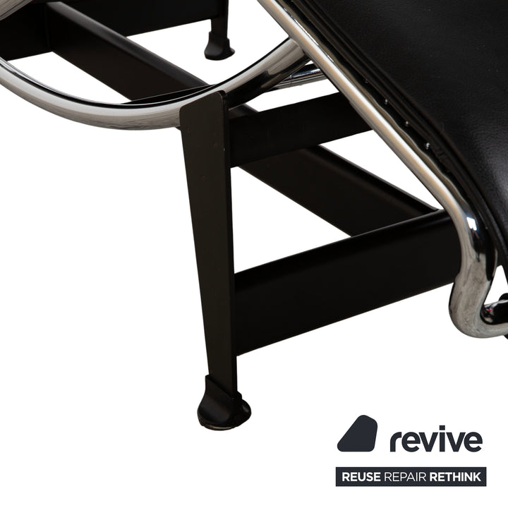 Cassina Le Corbusier LC 4 Leder Chrom Liege Schwarz Bauhaus