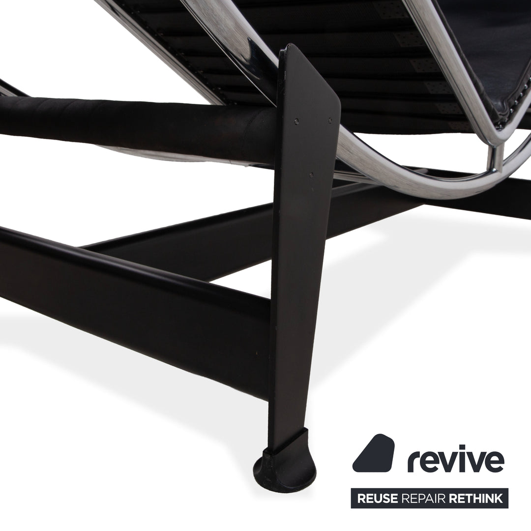 Cassina Le Corbusier LC 4 Leder Liege Schwarz Bauhaus