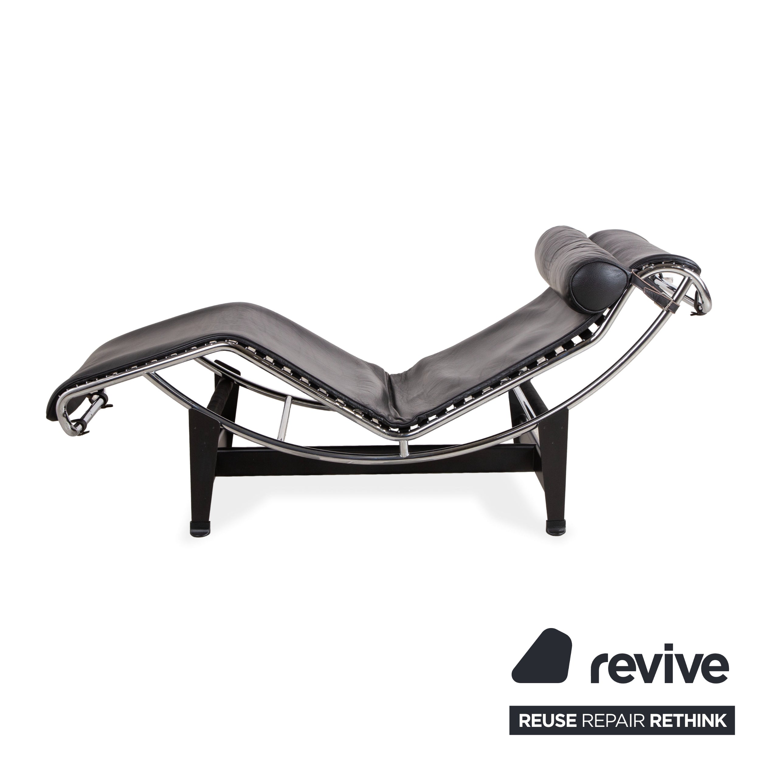 Cassina Le Corbusier LC 4 Leather Lounger Black Bauhaus