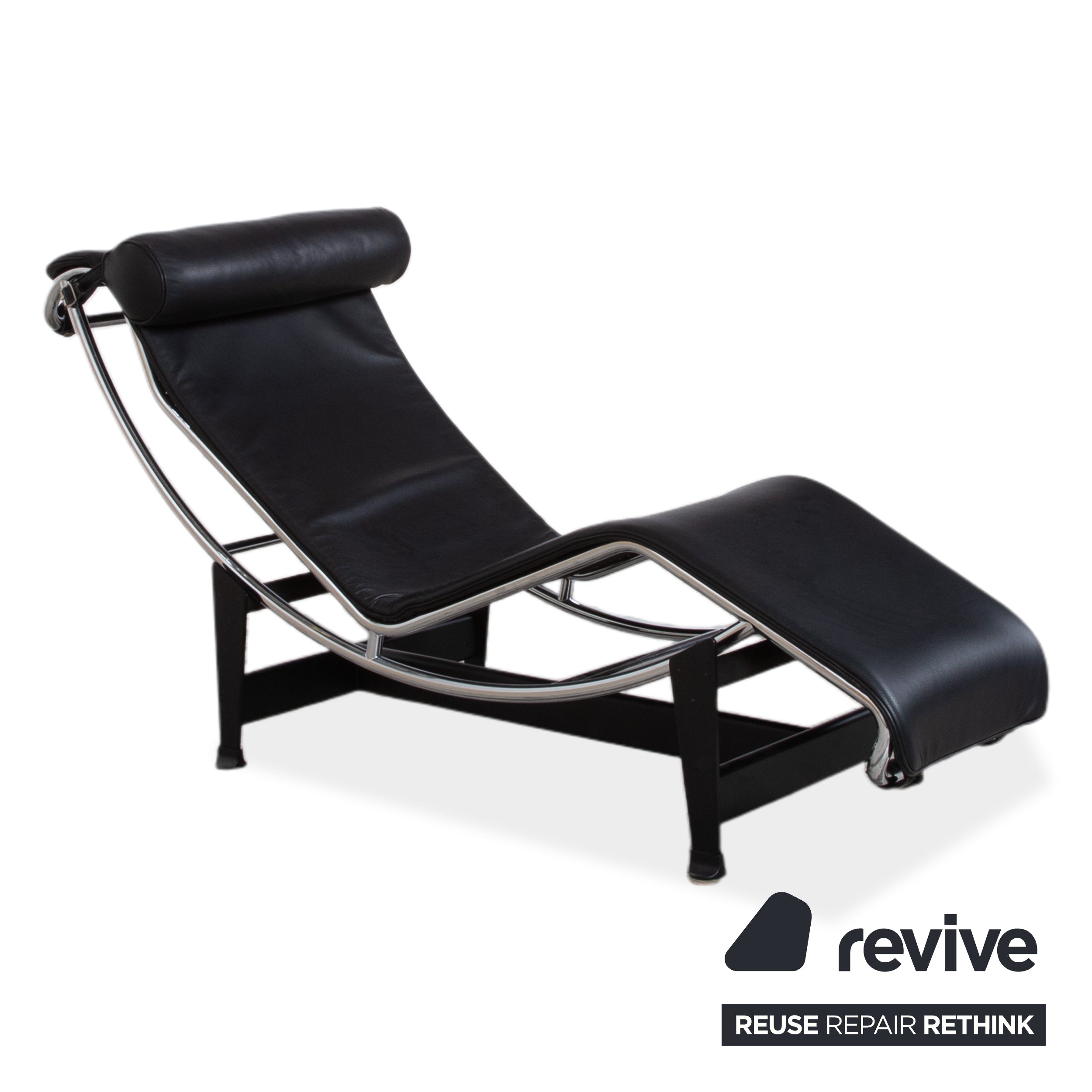 Cassina Le Corbusier LC 4 Leather Lounger Black Bauhaus
