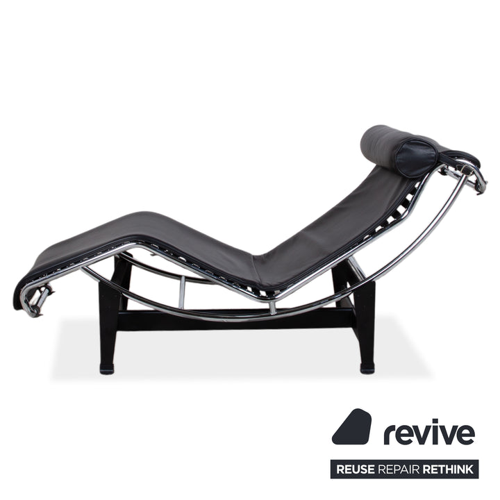 Cassina Le Corbusier LC 4 Leder Liege Schwarz Bauhaus