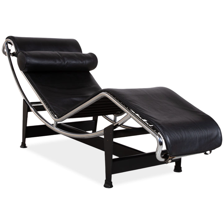 Cassina Le Corbusier LC 4 Leather Lounger Black Bauhaus