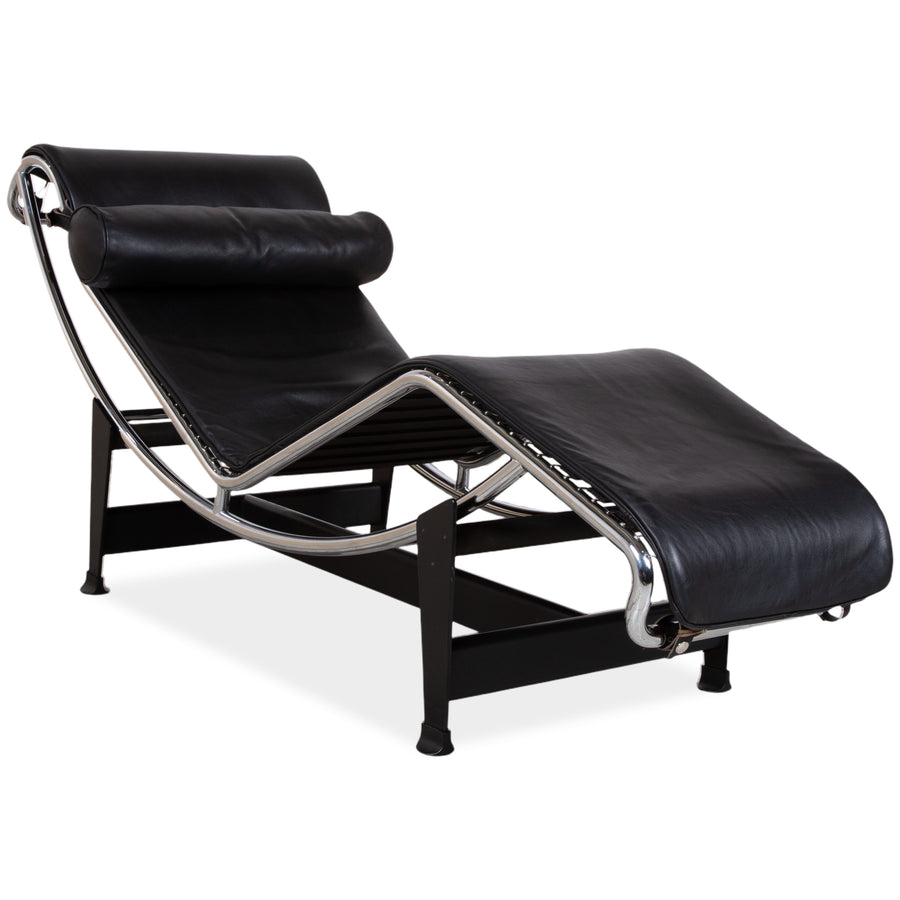 Cassina Le Corbusier LC 4 Leather Lounger Black Bauhaus