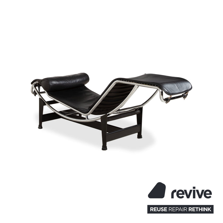 Cassina Le Corbusier LC 4 Leder Liege Schwarz Bauhaus manuelle Funktion