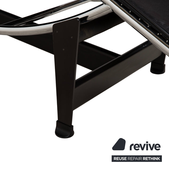 Cassina Le Corbusier LC 4 Leder Liege Schwarz Bauhaus manuelle Funktion