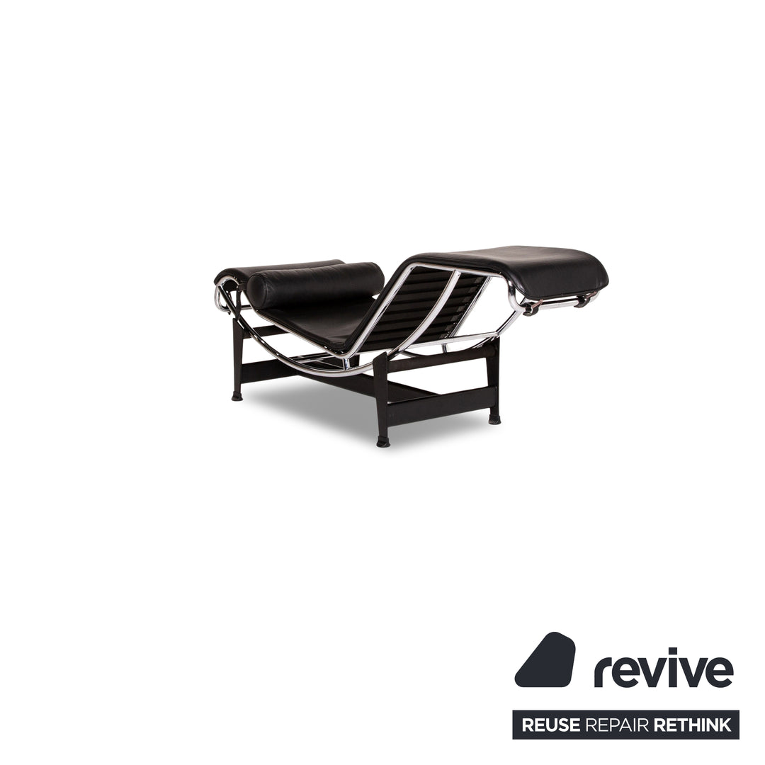 Cassina Le Corbusier LC 4 chaise longue en cuir noir fonction relaxation