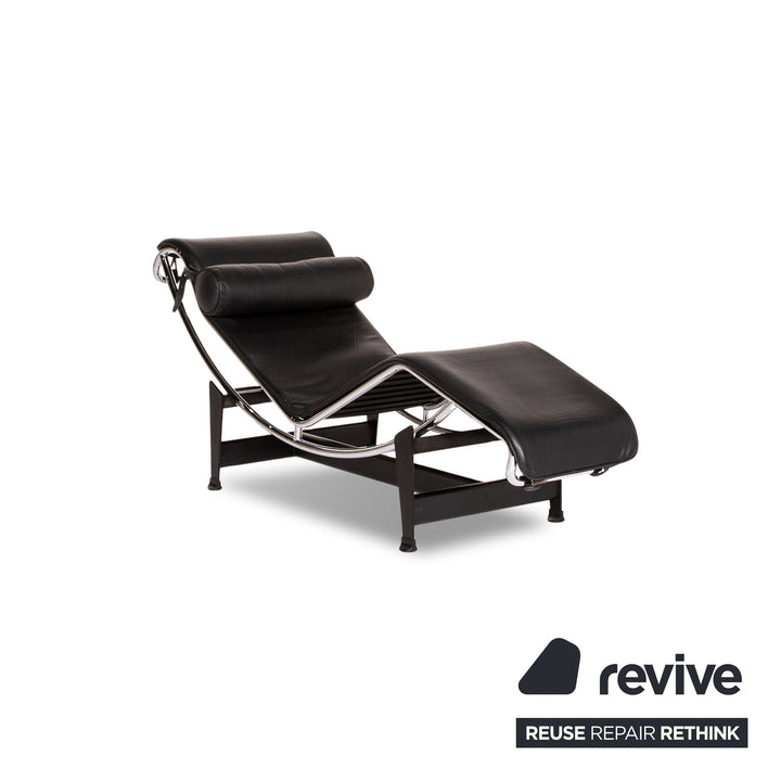 Cassina Le Corbusier LC 4 chaise longue en cuir noir fonction relaxation