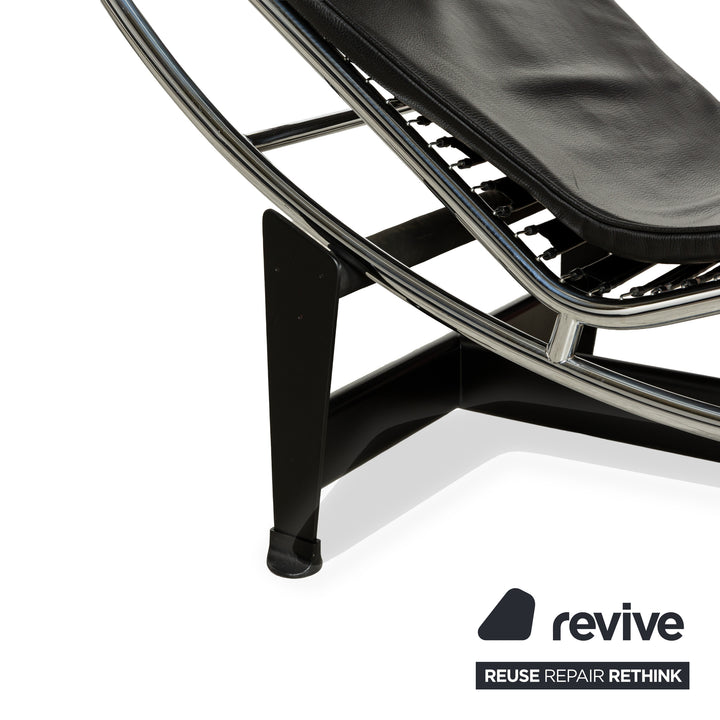 Cassina Le Corbusier LC 4 Leather Lounger Black Relaxation Function Bauhaus