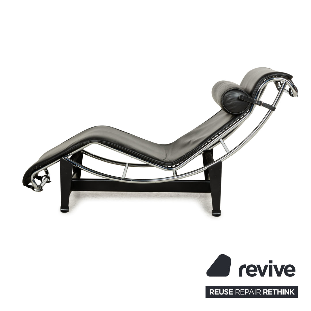 Cassina Le Corbusier LC 4 Leather Lounger Black Relaxation Function Bauhaus